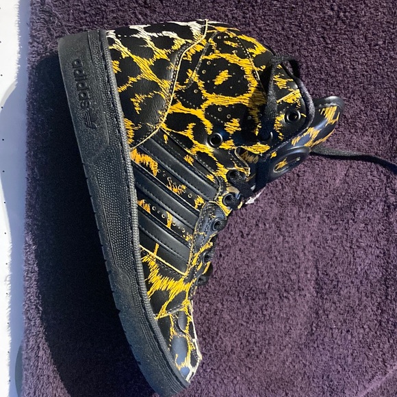 Adidas Jeremy Scott’s *** Very Rare*** - Picture 1 of 10